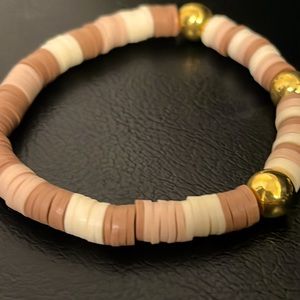 A pretty brown bracelet 🤎